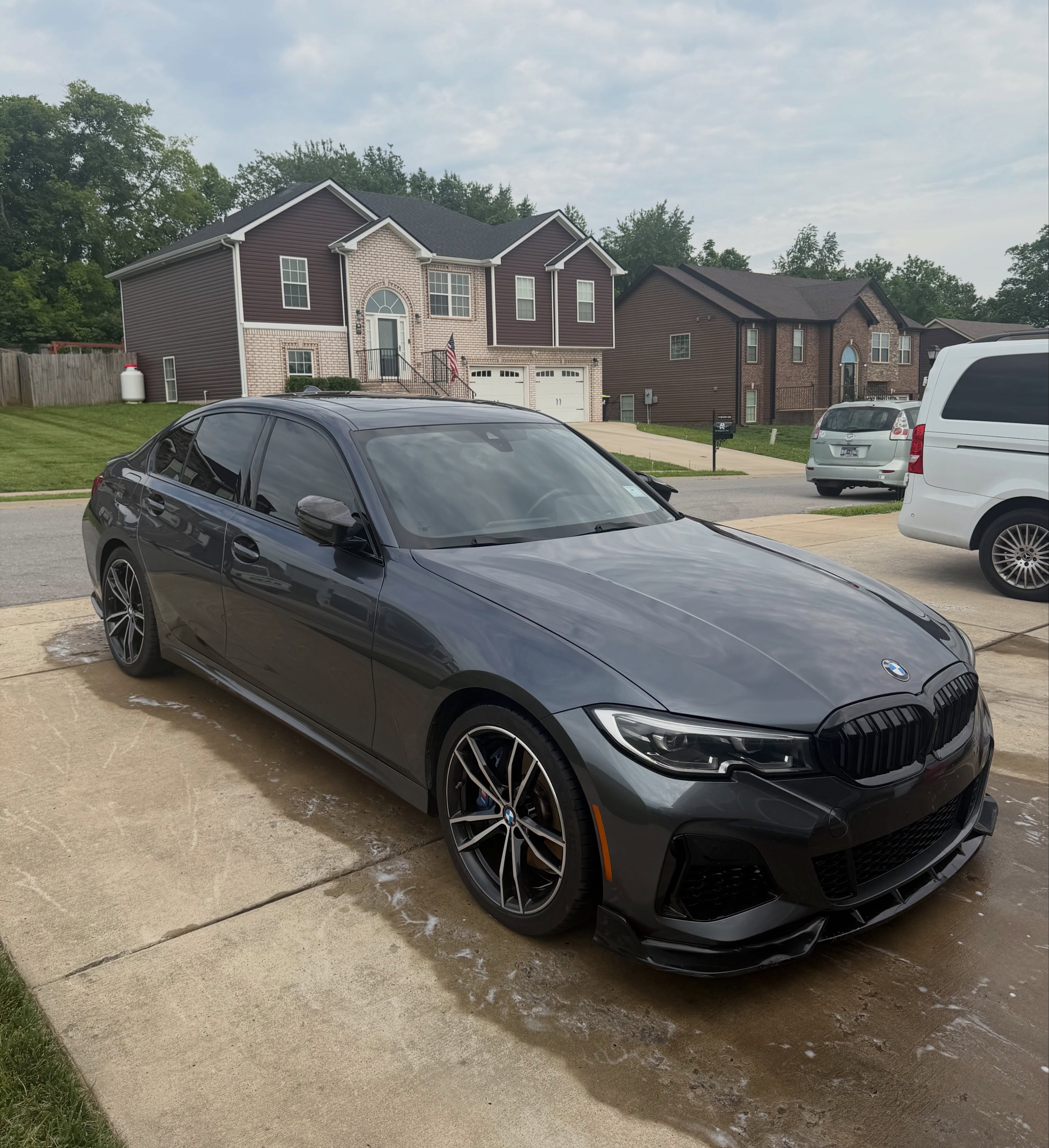 Exterior wash on this M340i🫧 So many bmws😵💫
📅Book on our website in bio!
#bmw #m340i #carcare